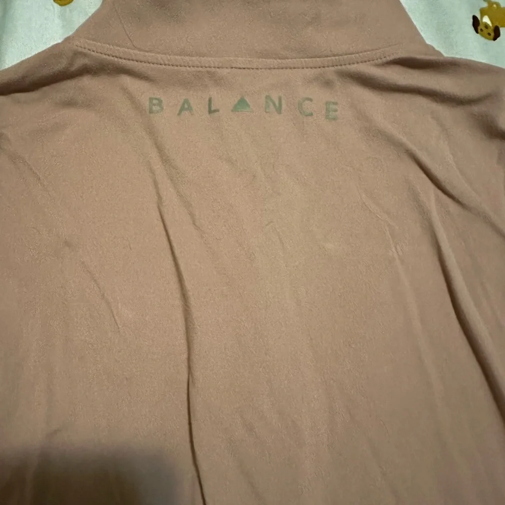 Balance Athletics cropped jacket - Picture 5 of 5
